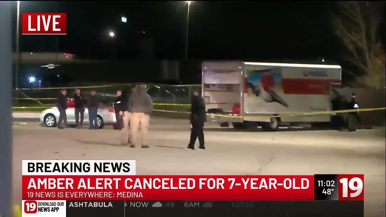 Medina County officials chasing Ohio Amber Alert suspect accused of abducting 7-year-old