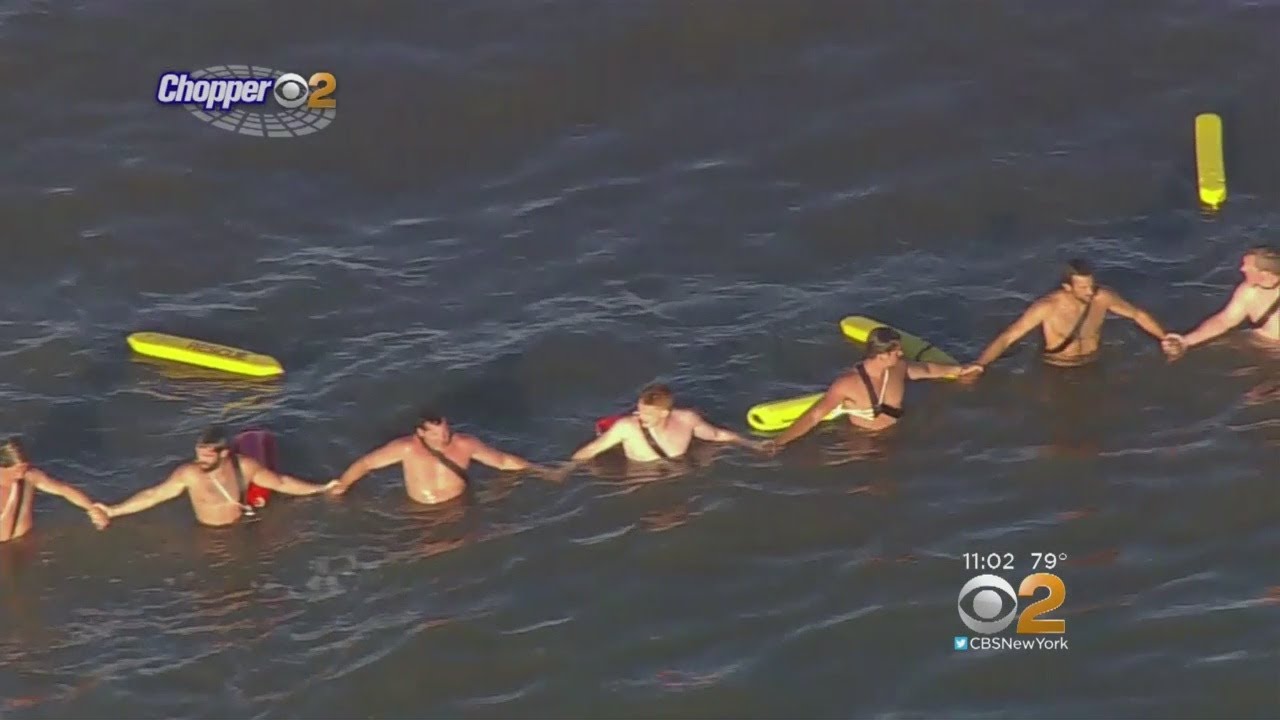 Rescuers Search For Missing Child Off Long Beach