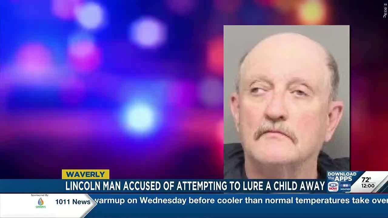 Lifetime sex offender in custody after near child abduction in Waverly