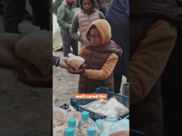 Anyone can become an advocate for unaccompanied children! Sign the pledge today. Link in comments.