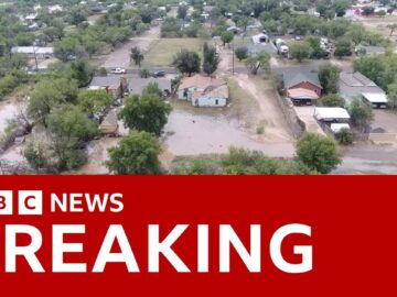 Texas floods: Nine children among 27 dead as search continues for missing girls | BBC News
