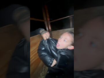 We were NOT expecting that!! 😳😱 #SpookySzn | Daily Mom Vlogs | Haunted Hayride