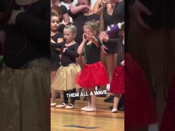 Little girl looks for her family in the crowd 🥹