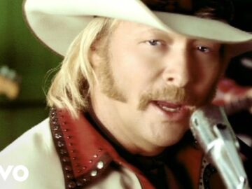 Alan Jackson – Small Town Southern Man (Official Music Video)