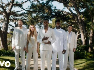 Pentatonix – Amazing Grace (My Chains Are Gone) (Official Video)