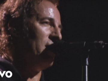 Bruce Springsteen & The E Street Band – Atlantic City (Live in New York City)