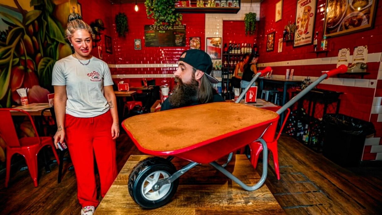 MANCHESTER’S INFAMOUS WHEELBARROW OF TIRAMISU CHALLENGE HAS NEVER BEEN BEATEN! | BeardMeatsFood