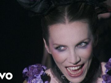 Annie Lennox – No More “I Love You’s” (Official Video)