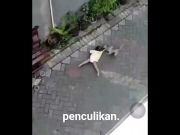 Penculikan anak kecil terekam video amatir seorang warga#shorts #penculikan