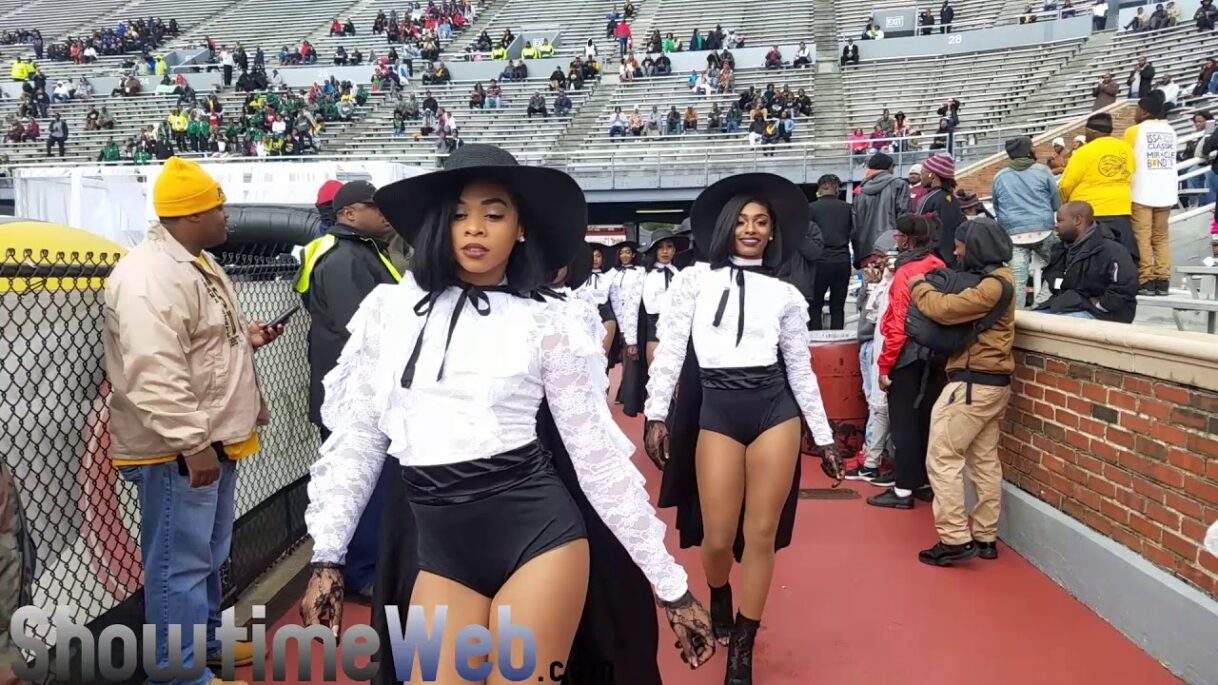 Alabama State Stingettes Marching In – Magic City Classic