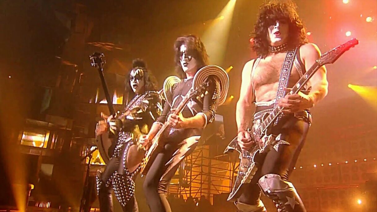 Kiss – Detroit Rock City 2006 Live Video